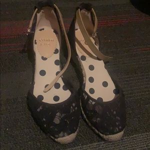 Dress shoes